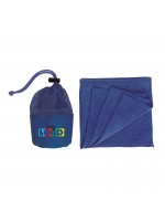 micro fiber towel in its safety net - promotional object to customize and offer in summer